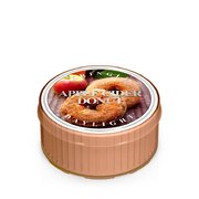 Ароматна свещ Kringle Candle Apple Cider Donut (35 g)