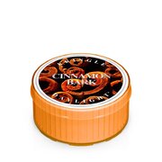 Ароматна свещ Kringle Candle CINNAMON BARK (35 g)