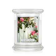 Kringle Candle Picket Fence средна ароматна свещ с 2 фитила (411 g)