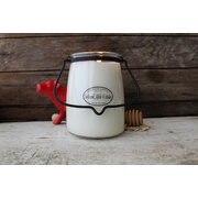 MILKHOUSE CANDLE Свещ с аромат на овесени ядки, мляко и мед BUTTER JAR (624 g)