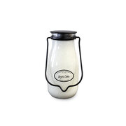 MILKHOUSE CANDLE Layer Cake ароматизирана свещ MilkBottle голяма 396g