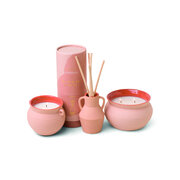 Paddywax SANTORINI Pink - Black Fig & Olive ароматизирана свещ 13oz / 368g