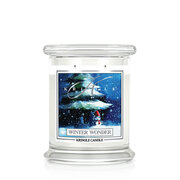 Kringle Candle Winter Wonder средна ароматна свещ с 2 фитила (411g)